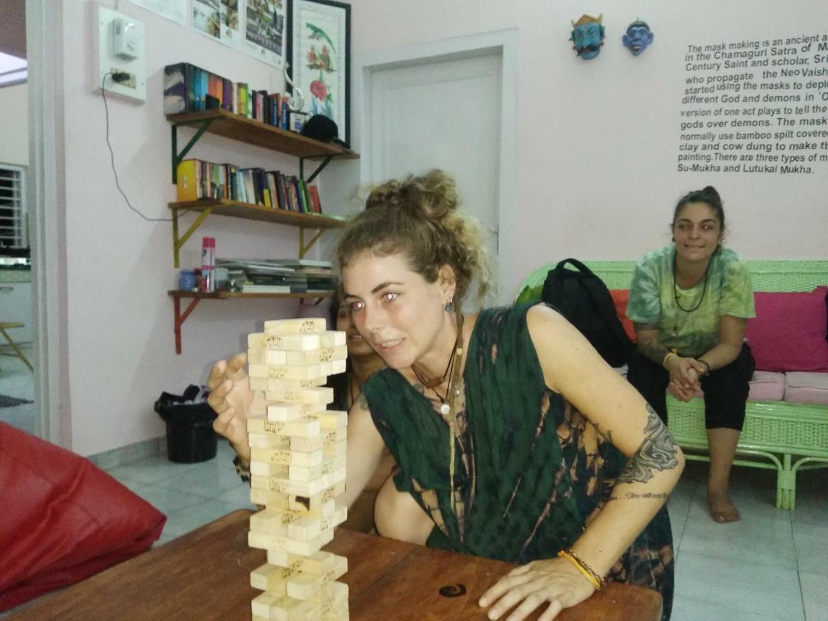 Gibbon Backpackers Hostel Guwahati Dış mekan fotoğraf