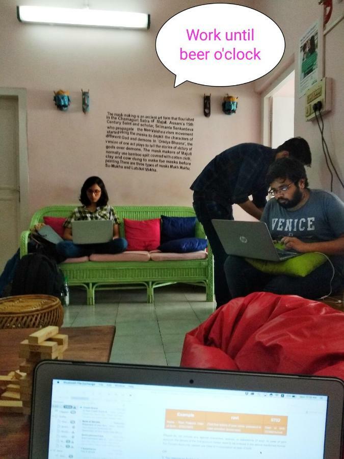 Gibbon Backpackers Hostel Guwahati Dış mekan fotoğraf